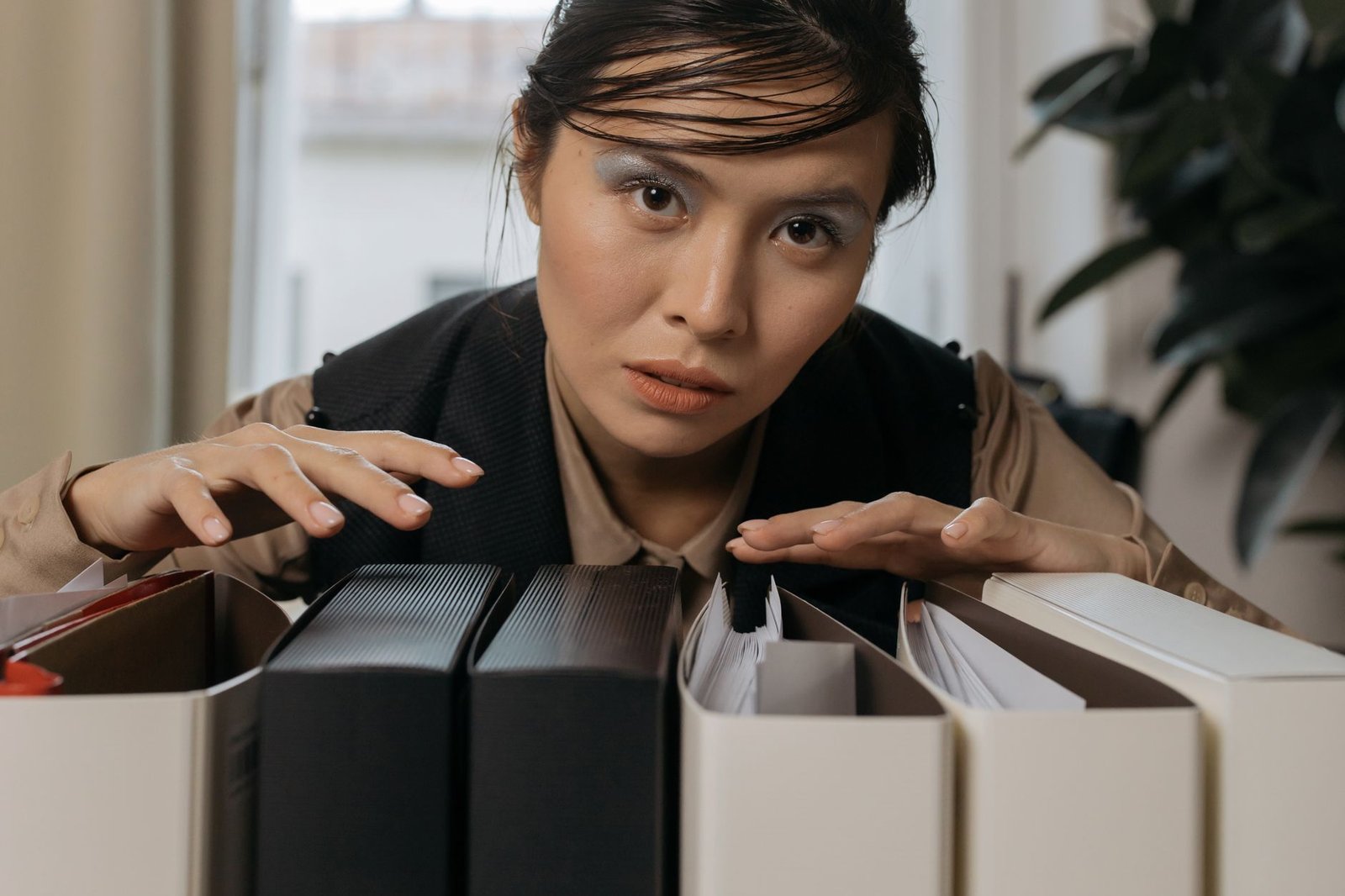 Veteran organizing medical and service records for a VA fully developed claim